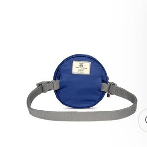 Like new condition crossbody or waste bag. Super cute.